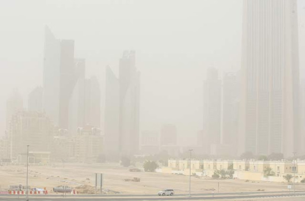 UAE weather forecast: Humid conditions, blowing dust, and rough seas ...