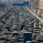 gulfnews_2026-01-15_s84btu34_STAFFNAT__260115_Traffic_Jam_VSAKLANI_21768503959353