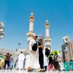 gulfnews_2026-02-23_lv3w7h21_gulfnewsimport2023062520230625-muslim-worshippers188f3782459large_converted